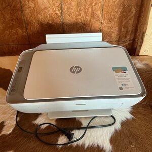 HP Deskjet 2755 Inkjet Multifunction Printer.